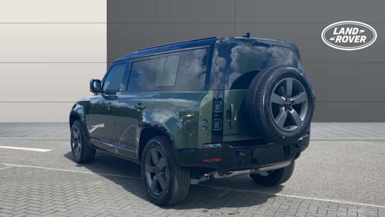 Land Rover Defender 3.0 D250 X-Dynamic SE 110 5dr Auto Diesel Estate